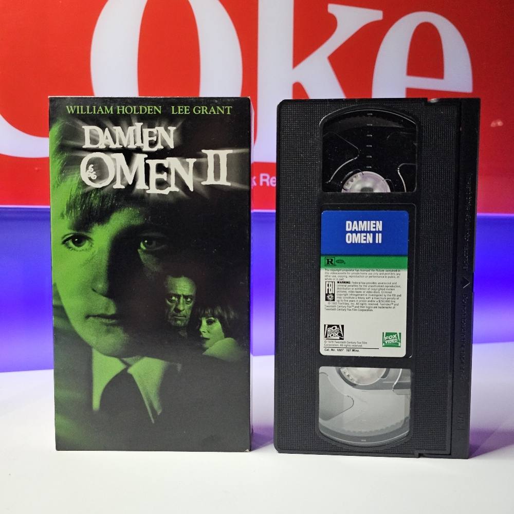 The Omen Collection VHS Box Set - Picture 6 of 8